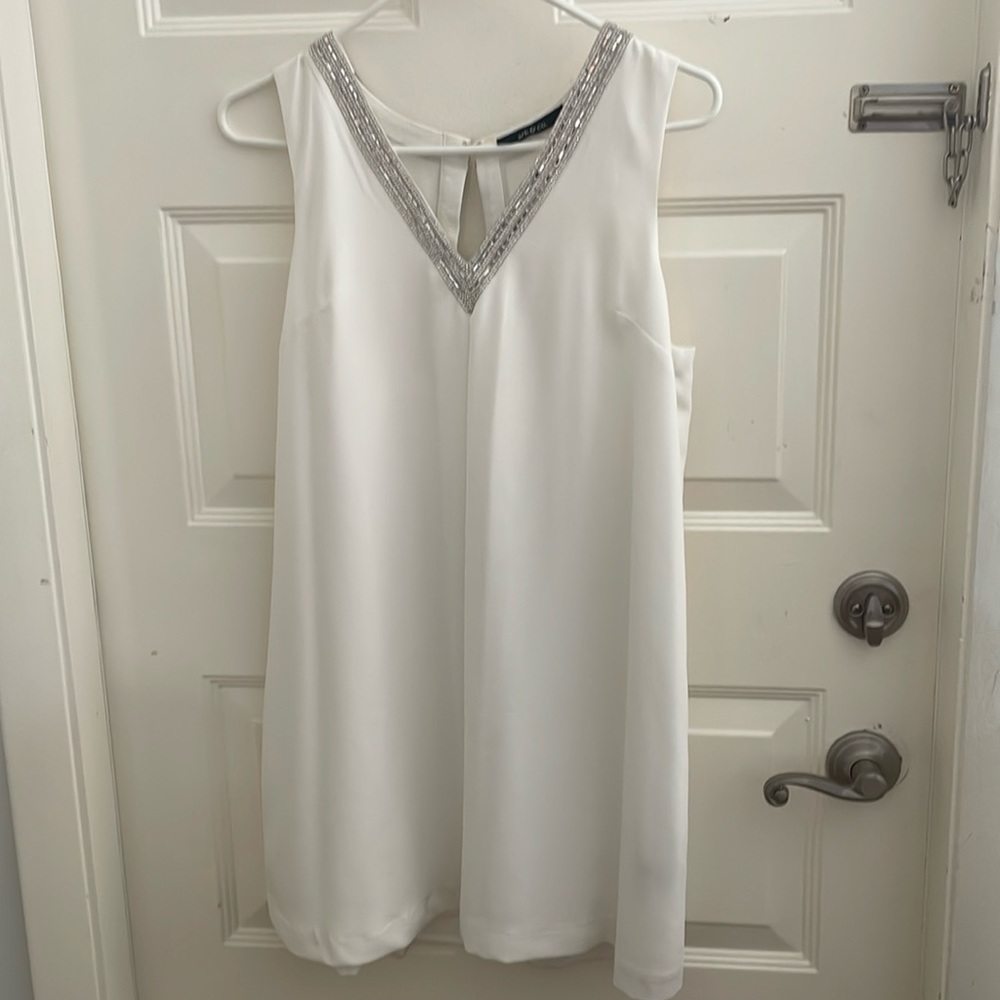 Ark & Company. Pure white with silver beading trim front and back Size medium